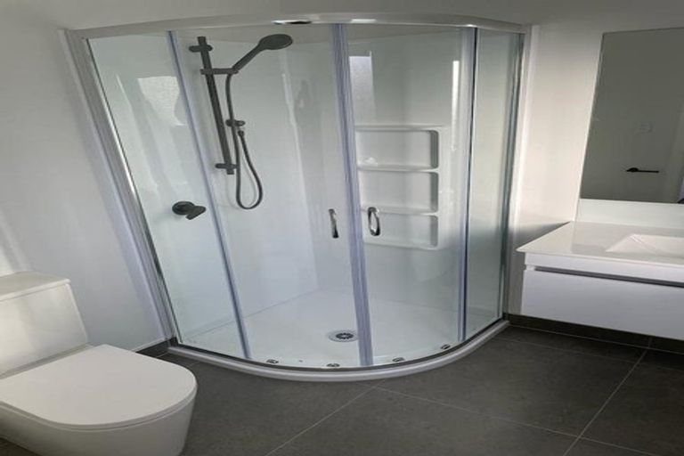 Photo of property in 2/54 Wellington Street, Howick, Auckland, 2014