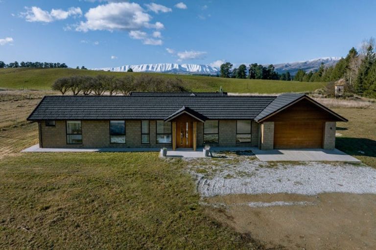 Photo of property in 154 Munro Lane, Tarras, Cromwell, 9383