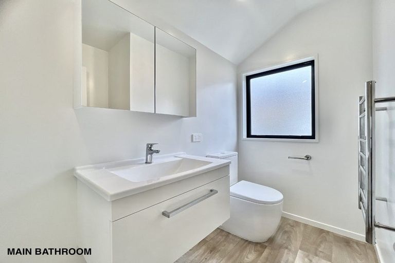 Photo of property in 17 Wheatsheaf Lane, Heathcote Valley, Christchurch, 8022