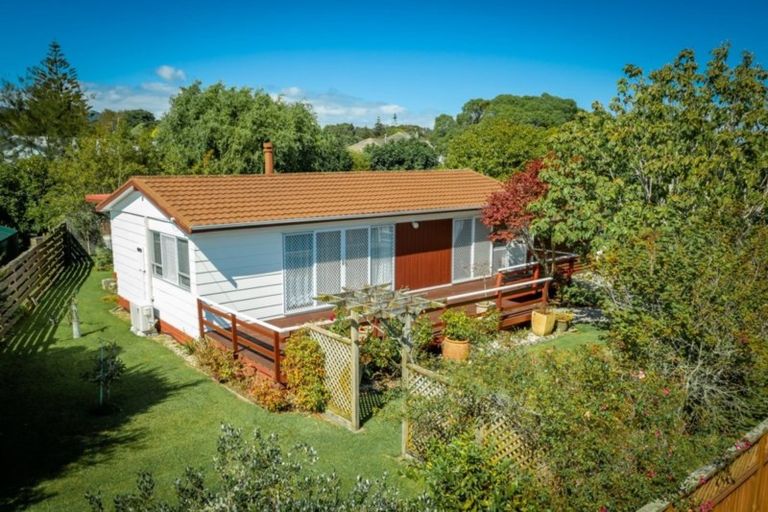 Photo of property in 7 Park Avenue, Waikanae, 5036