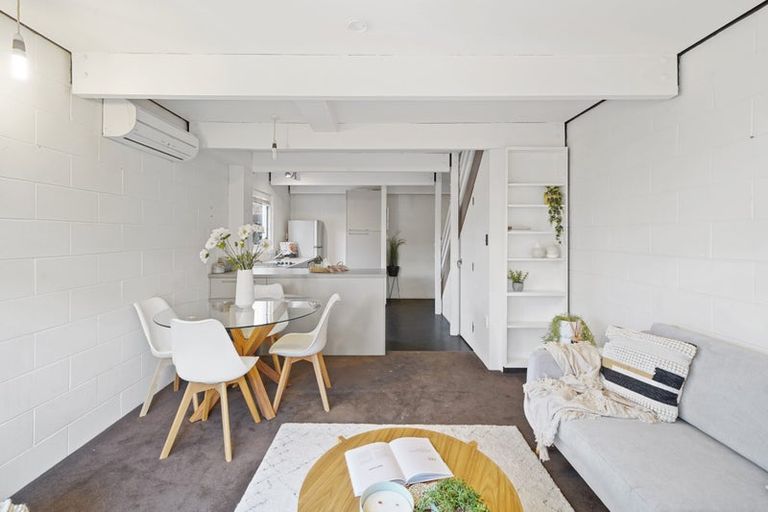 Photo of property in 8/30 Clissold Street, Merivale, Christchurch, 8014