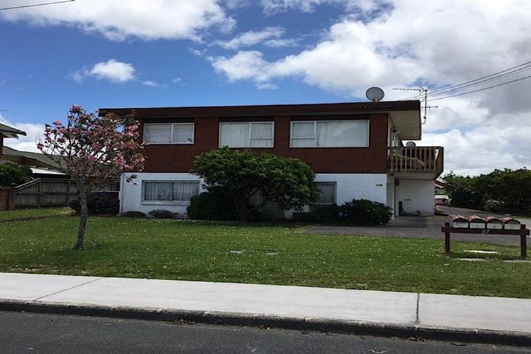 Photo of property in 2/87 Ocean View Road, Hillcrest, Auckland, 0627