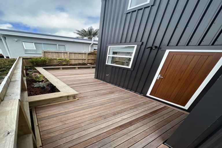 Photo of property in 28b Mana Esplanade, Paremata, Porirua, 5026