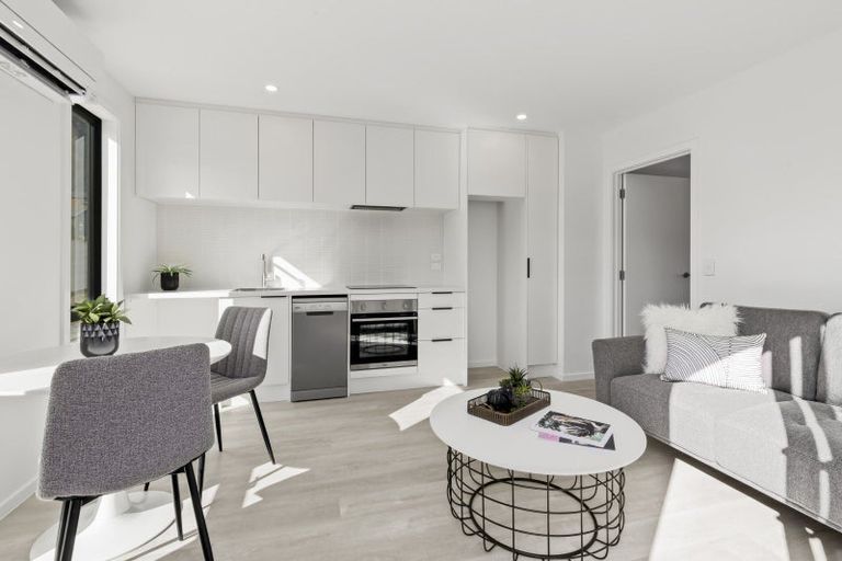 Photo of property in 57 Shepherd Road, Jacks Point, Queenstown, 9371