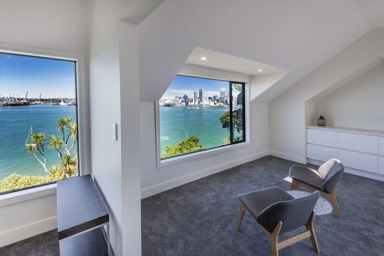 Photo of property in 79a Stanley Point Road, Stanley Point, Auckland, 0624