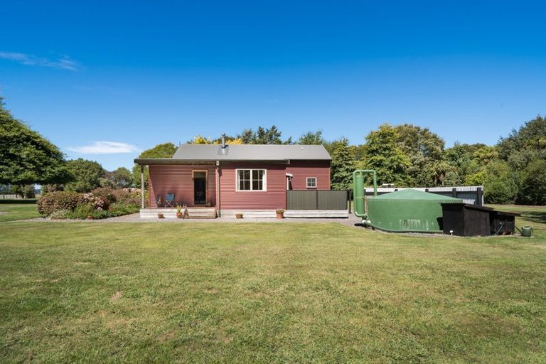 Photo of property in 414 Waitohi Road, Rongotea, Palmerston North, 4476