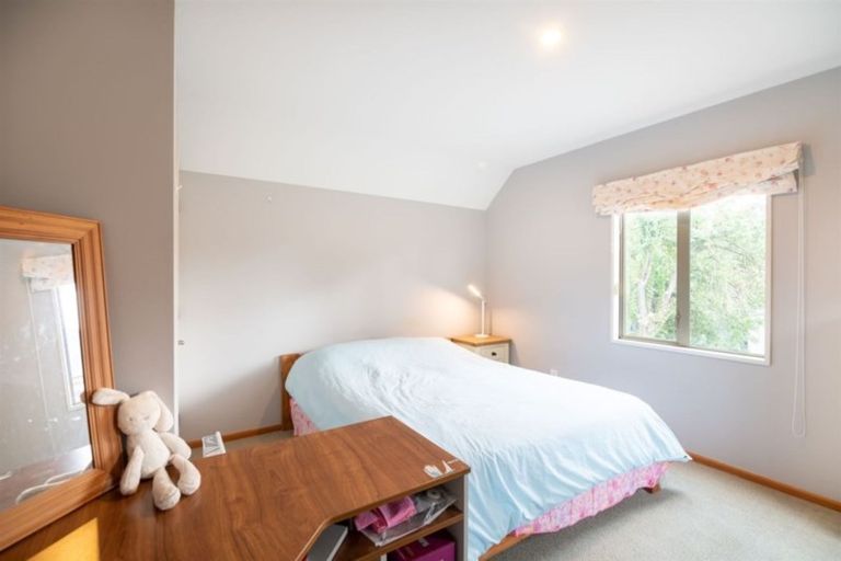 Photo of property in 2/70 Picton Avenue, Riccarton, Christchurch, 8011