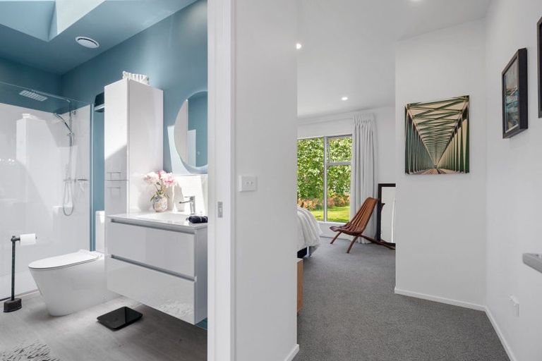 Photo of property in 131 Lincoln Road, Carterton, 5713