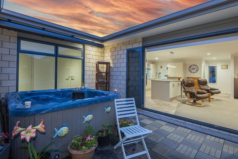 Photo of property in 4 Mckeague Way, Tamaterau, Whangarei, 0174