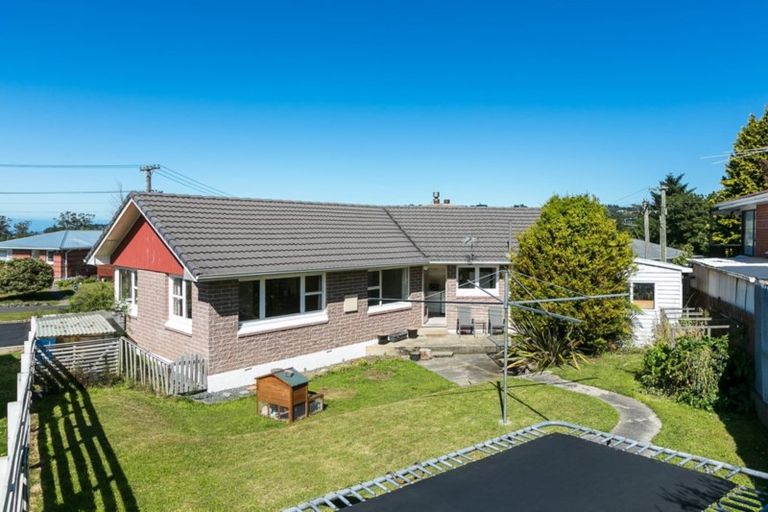 Photo of property in 2 Stephen Street, Halfway Bush, Dunedin, 9010