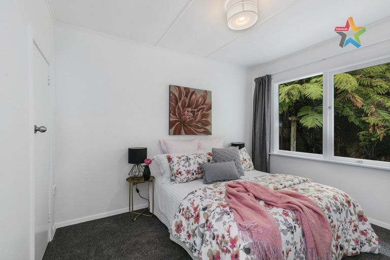 Photo of property in 165 Wellington Road, Wainuiomata, Lower Hutt, 5014