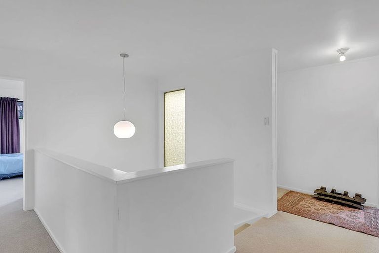 Photo of property in 10 The Mainsail, Whitby, Porirua, 5024