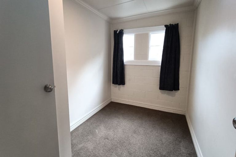 Photo of property in 54 Wood Street, Wainuiomata, Lower Hutt, 5014