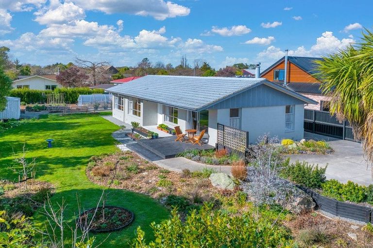 Photo of property in 30 Bush Street, Rangiora, 7400