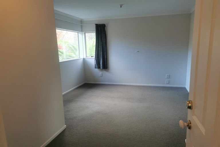 Photo of property in 40 Amherst Place, Albany, Auckland, 0632