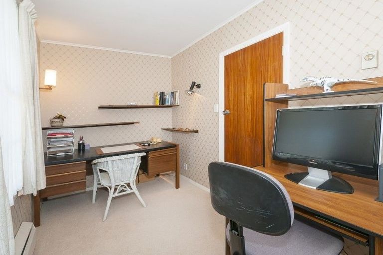 Photo of property in 41 Kebbell Grove, Epuni, Lower Hutt, 5011