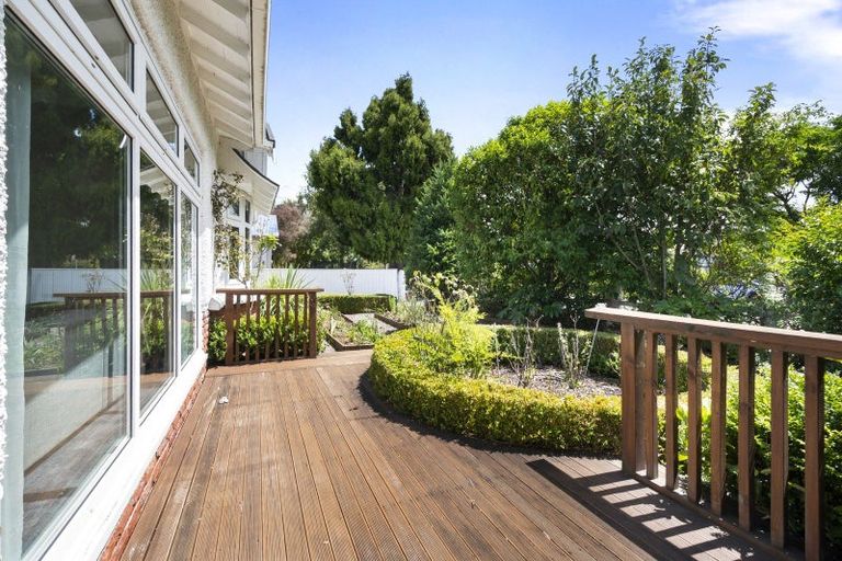 Photo of property in 24 Limbrick Street, Terrace End, Palmerston North, 4410