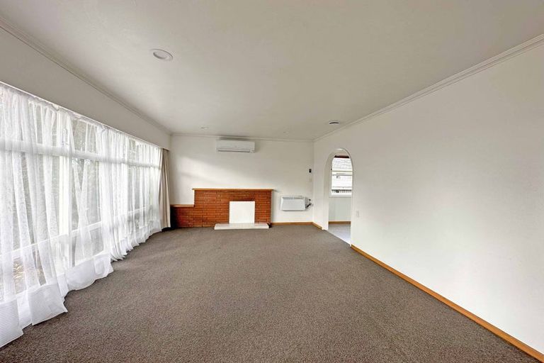 Photo of property in 24 Pulham Crescent, Queenwood, Hamilton, 3210