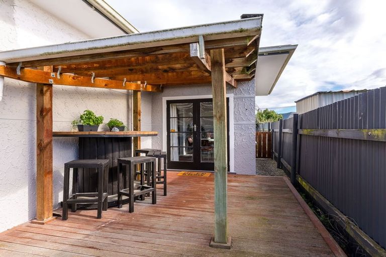 Photo of property in 37 Parsonage Road, Waimate, 7924