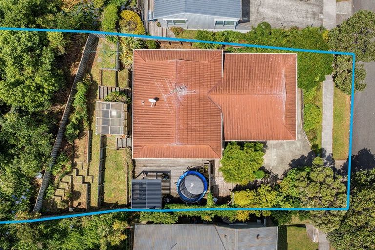 Photo of property in 9 Ayton Drive, Whitby, Porirua, 5024