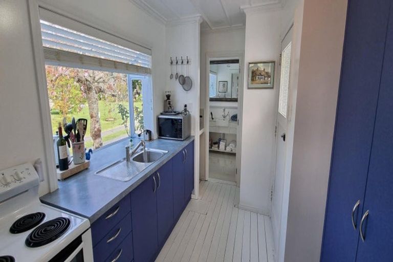 Photo of property in 53 Pouewe Street, Kawhia, 3889