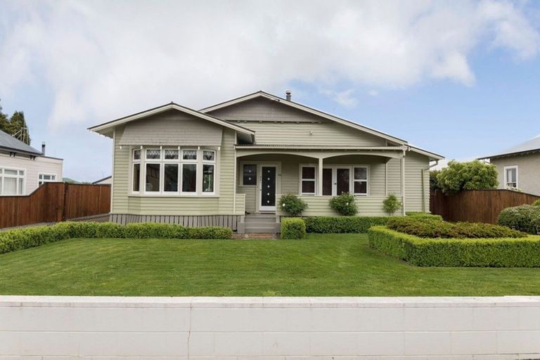 Photo of property in 46 Swinburn Street, Dannevirke, 4930