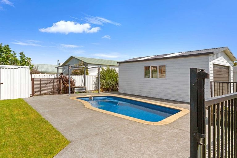 Photo of property in 7 Pohutukawa Grove, Lytton West, Gisborne, 4010