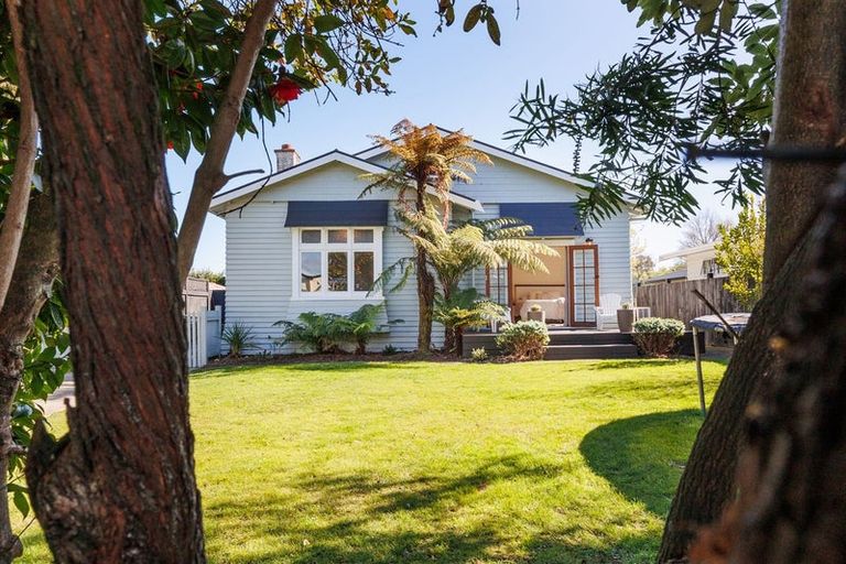 Photo of property in 22 Matipo Street, Takaro, Palmerston North, 4410