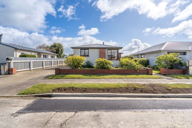 Photo of property in 144 Derwent Crescent, Glengarry, Invercargill, 9810