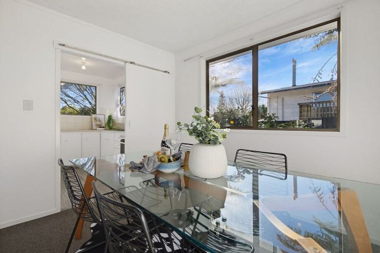 Photo of property in 17 Matipo Crescent, Pukete, Hamilton, 3200