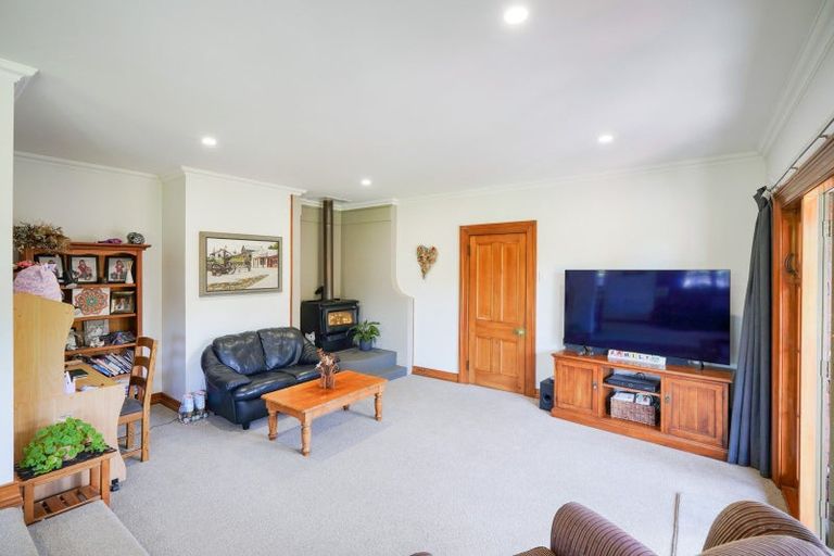 Photo of property in 221 Dunns Road, Otatara, Invercargill, 9879