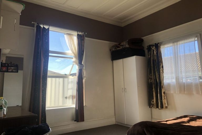 Photo of property in 15 Cutten Street, South Dunedin, Dunedin, 9012