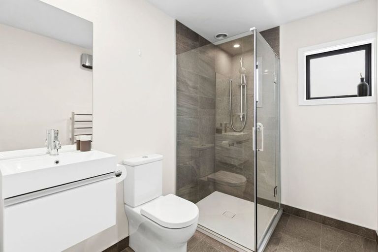 Photo of property in Northlake, 18 Glenavon Green, Wanaka, 9305