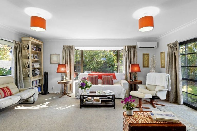 Photo of property in 2/84 Memorial Avenue, Ilam, Christchurch, 8053