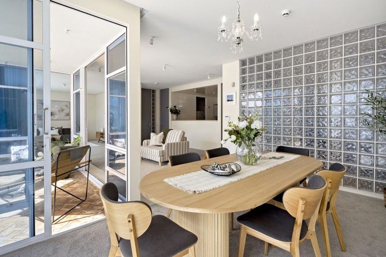 Photo of property in Trieste, 2/346 Oriental Parade, Oriental Bay, Wellington, 6011