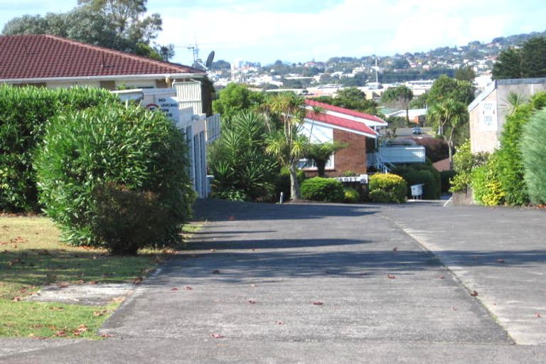 Photo of property in 11/16 Willerton Avenue, New Lynn, Auckland, 0600