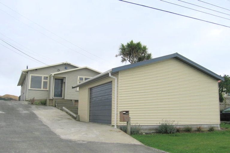 Photo of property in 36 Tarawera Road, Johnsonville, Wellington, 6037