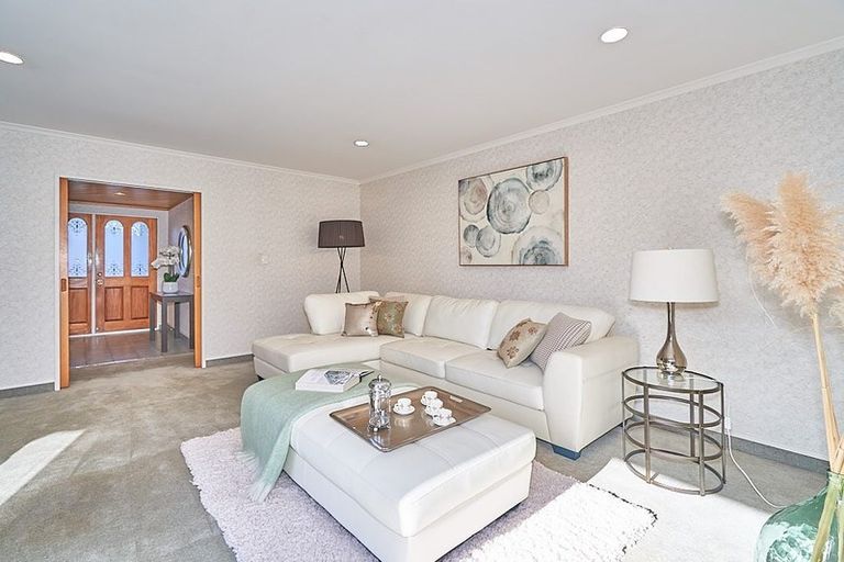 Photo of property in 1 Hyatt Grove, Greenmeadows, Napier, 4112