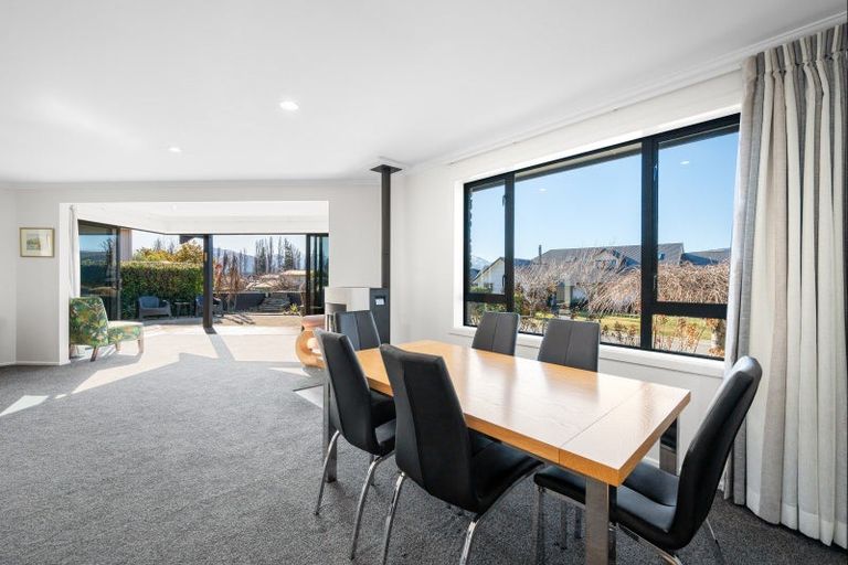 Photo of property in 10 Hyland Street, Wanaka, 9305