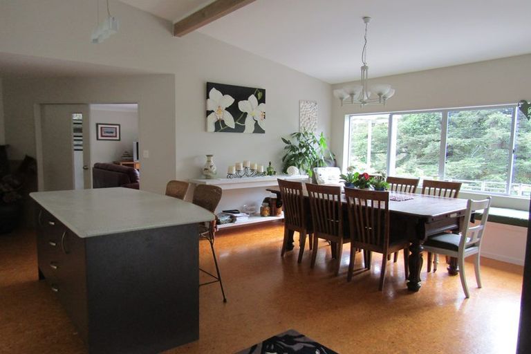 Photo of property in 42 Holcombrooke Lane, Welcome Bay, Tauranga, 3175