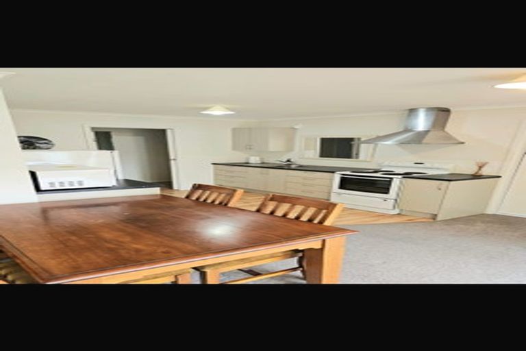 Photo of property in 19 Oxford Street, West End, Timaru, 7910