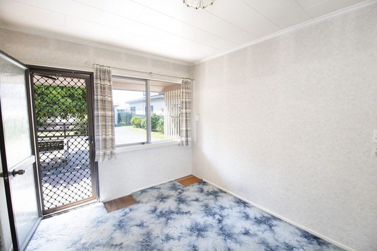 Photo of property in 301 Kennedy Road, Onekawa, Napier, 4110