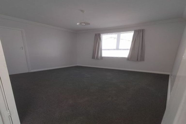 Photo of property in 143 Bartholomew Road, Levin, 5510