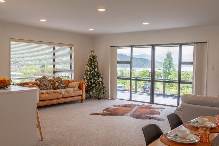 Photo of property in 108 Moana View Road, Waikawa, Picton, 7220