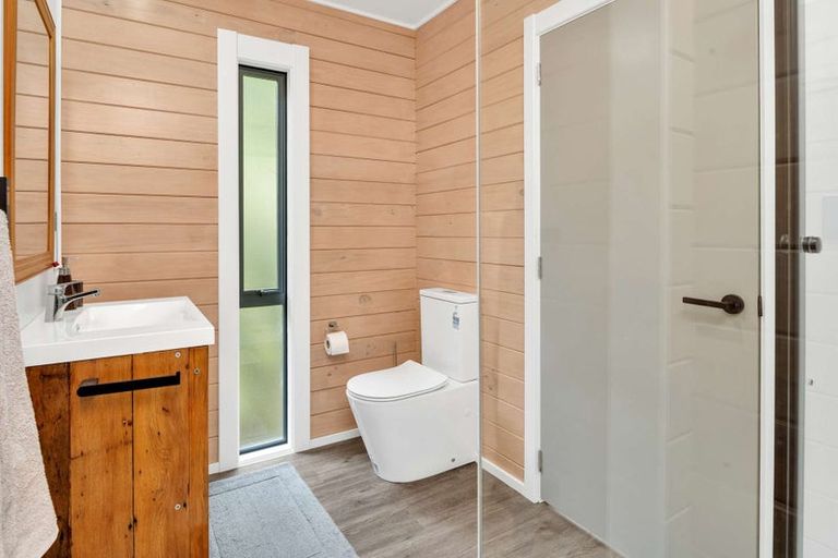 Photo of property in 127 Queen Charlotte Drive, Havelock, Picton, 7281