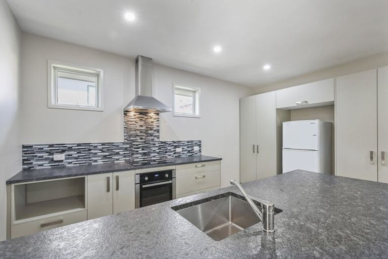 Photo of property in 438 Barbadoes Street, Edgeware, Christchurch, 8013