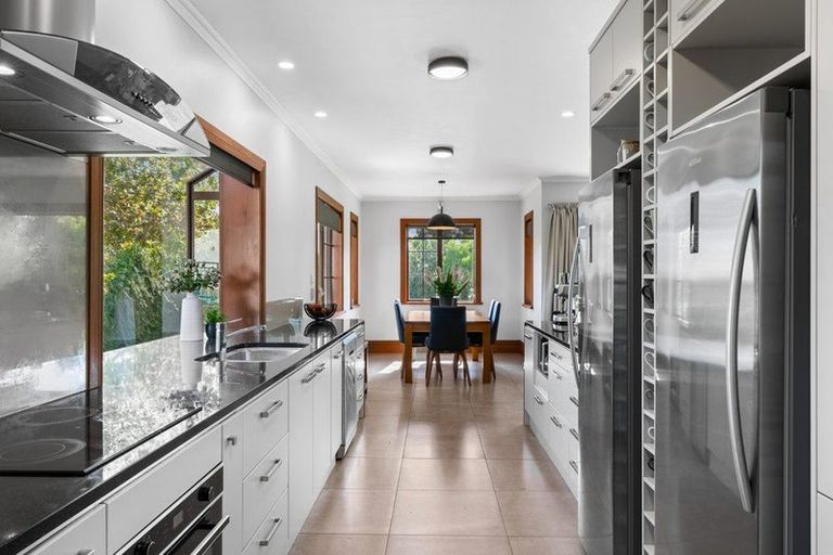 Photo of property in 10 Trig Road, West Harbour, Auckland, 0618