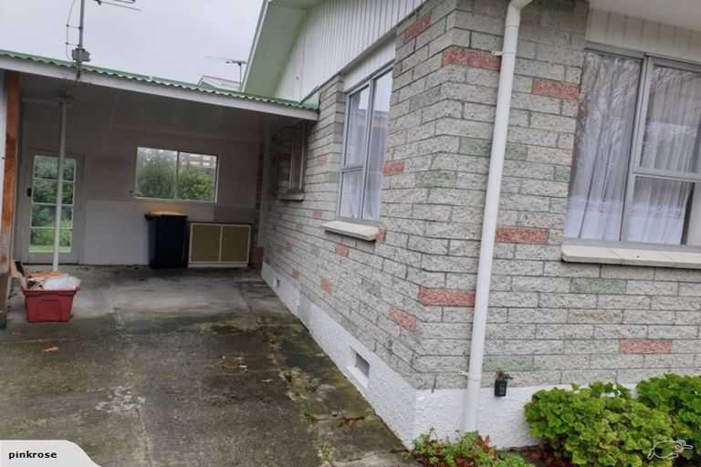 Photo of property in 5a Fairbrother Street, Carterton, 5713