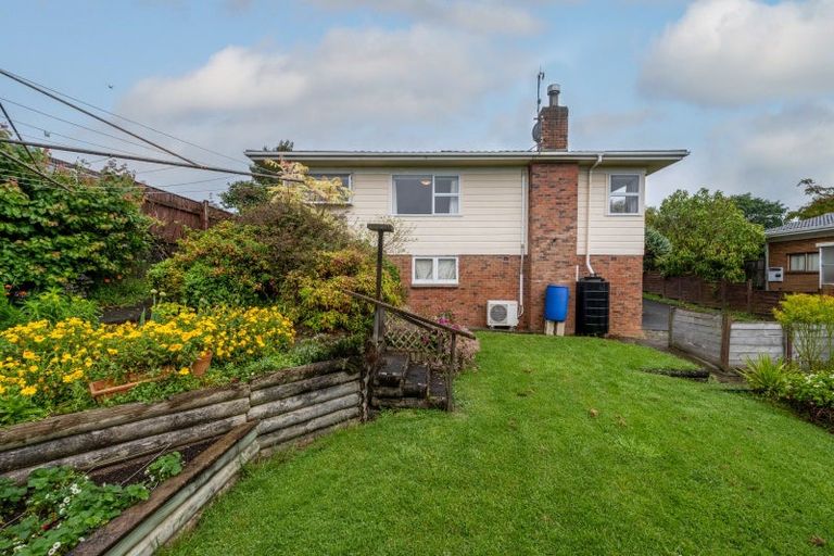 Photo of property in 5 Walter Macdonald Street, Howick, Auckland, 2014