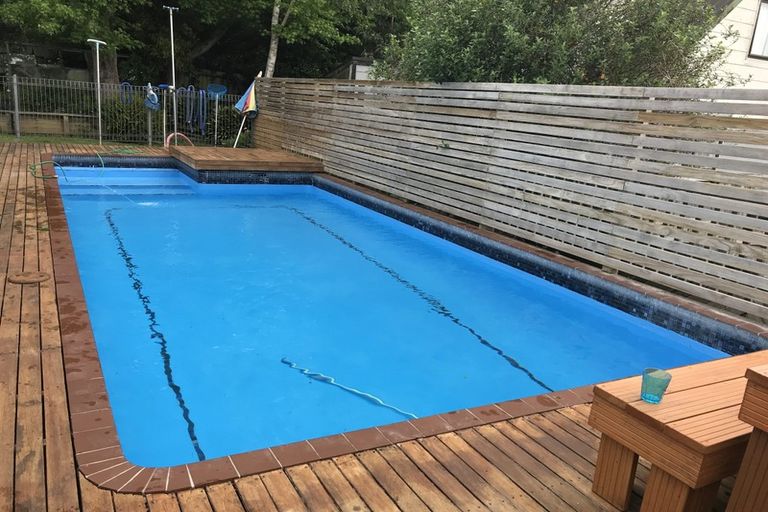 Photo of property in 23 Gibbs Crescent, Red Hill, Papakura, 2110